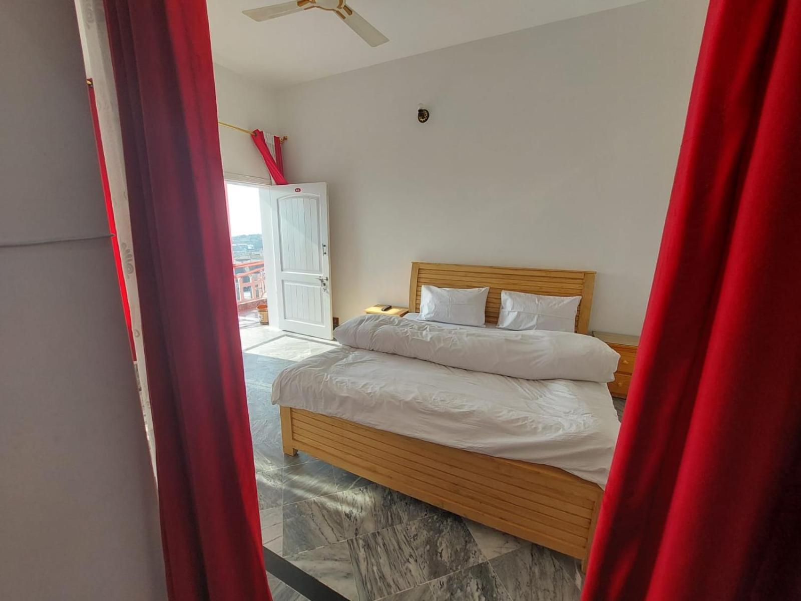 Red Rose Hotel & Resort Mansehra Εξωτερικό φωτογραφία