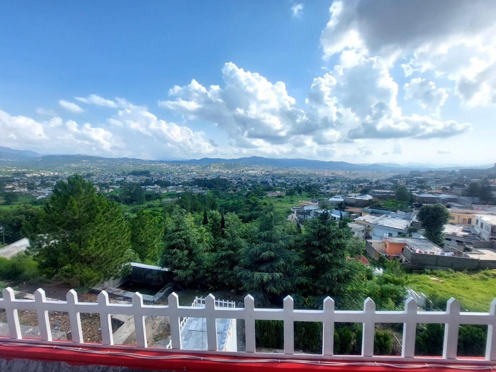 Red Rose Hotel & Resort Mansehra Εξωτερικό φωτογραφία